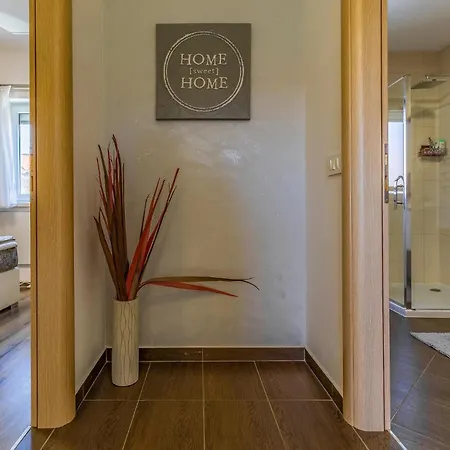 4 Bedroom Stunning Home In Labin * Labin (Istria)